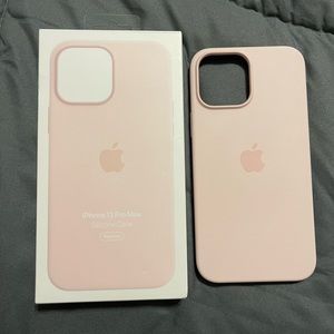 iPhone 13 Pro Max silicone case.